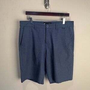 Travis Mathew Men's marled blue flat front Golf Shorts 34 10" inseam EUC
